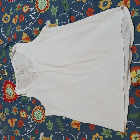3/$15 Gaiam tank top - Picture 1 of 4